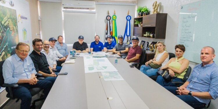 Marcos Históricos: Prefeito Mário Celso Anuncia Início da Faculdade de Medicina em Andradina